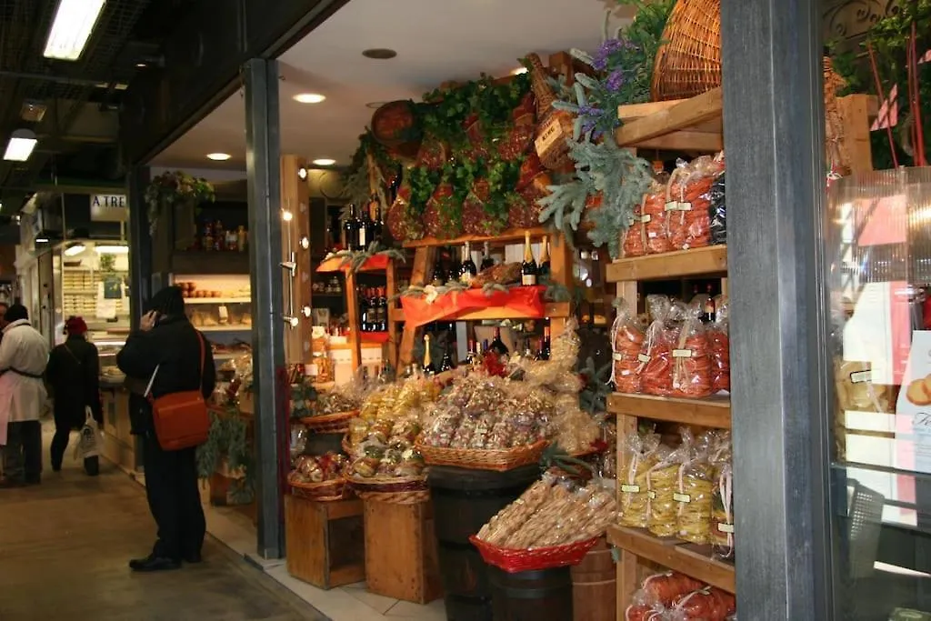 Elegant Apartment Central Market Smn Station Duomo Florence